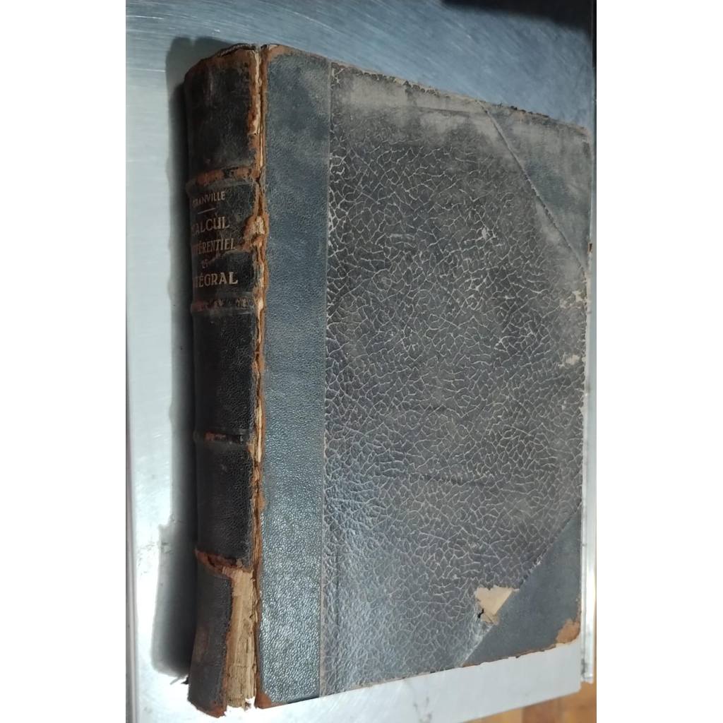 Elements de Calcul Differentiel et Integral de William Anthony Granville e Percey F. Smith 7876422