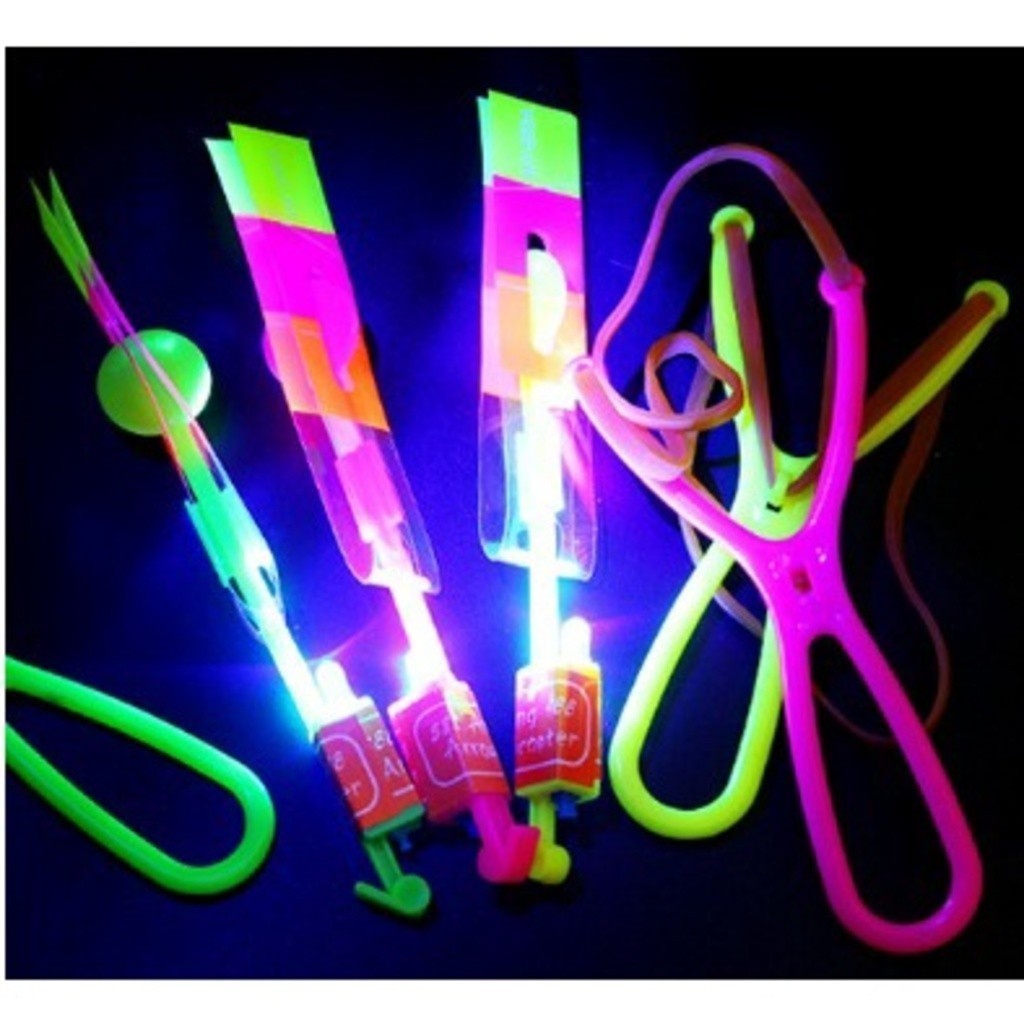 Kit 50-100PCS Avatar Voador De Led Com Estilingue Foguete Helicóptero Brinquedo de Criança