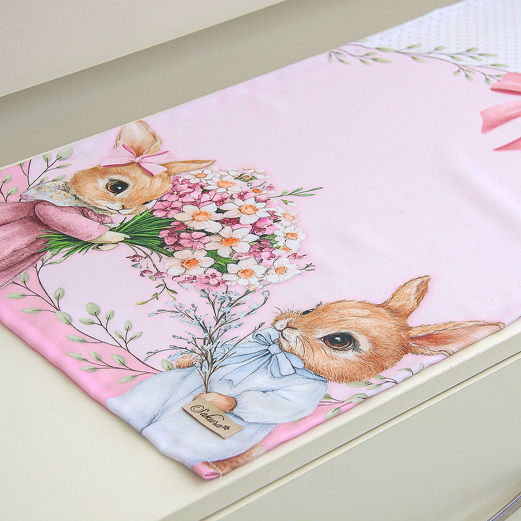 Caminho P/Mesa de Páscoa 1,30m x 40cm  - Coleção Coelhinha em Oferta na Shopee