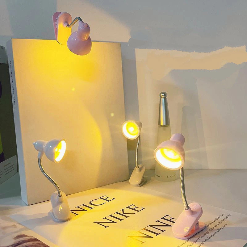 Mini luminária de mesa LED a bateria com suporte de encaixe, luz de leitura, bateria integrada.