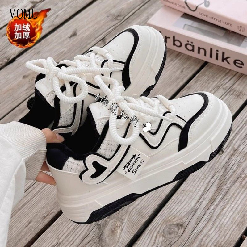 Sapatos Brancos Merad para Mulheres 2026 Novo Estilo de Inverno Outono Sapatos de Veludo Forro de Algodão Quente Niche i