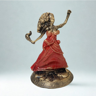 Escultura Iansã Poder dos Ventos Vintage em Resina 11 cm em Oferta na Shopee