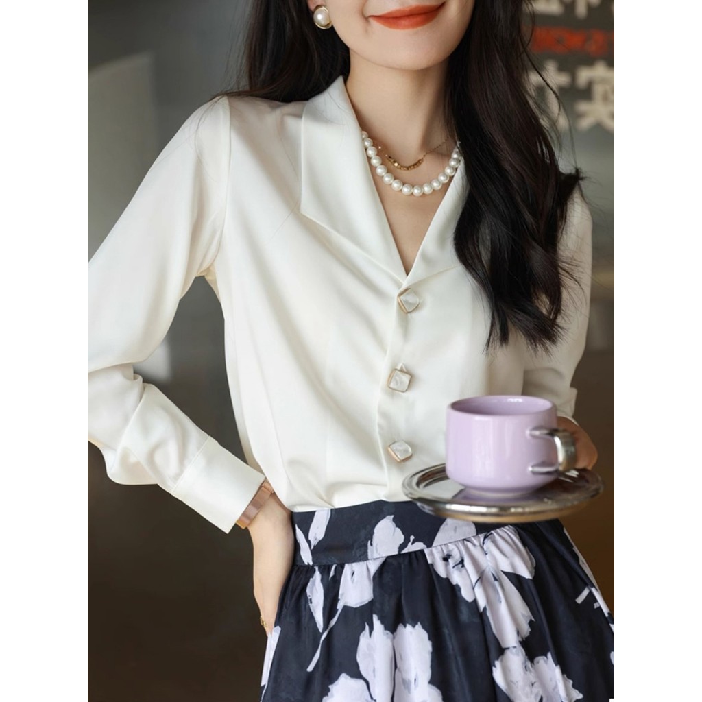 Camisa de cetim francês Drape feminina primavera novo estilo High-End Commuter camisa profissional solta mais magro olha