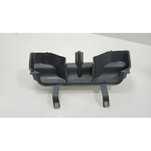 Capa Inferior Duto Entrada De Ar Volkswagen Fox 2004/2011 Preto