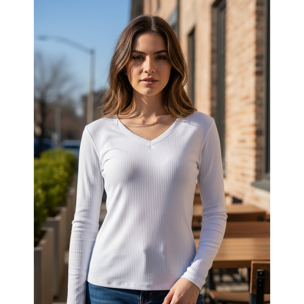 Kit 2 Blusas Gola V Preto, Branco Varias Cores Atacado Canel