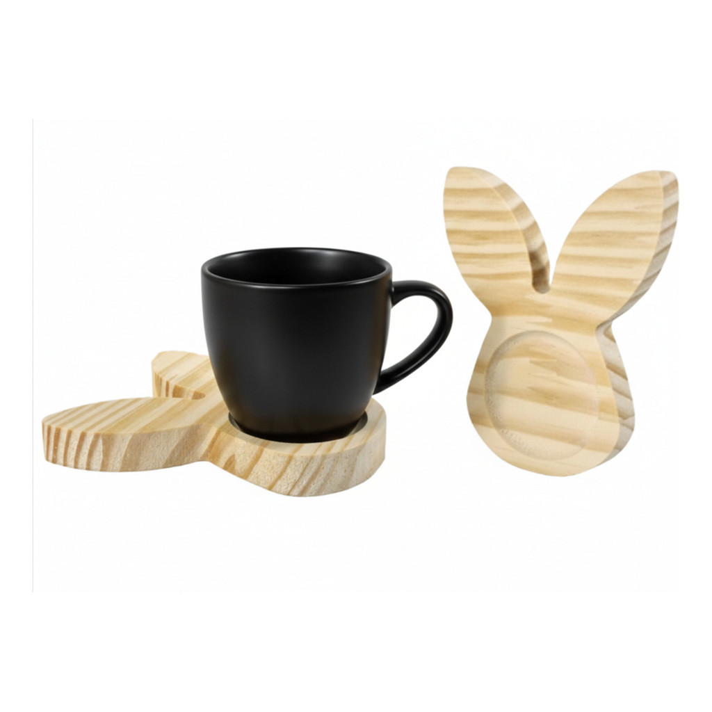 Kit 6 Xícaras Porcelana Café com Pires Coelho Madeira Pinus Mesa Posta Cantinho do Café Páscoa
