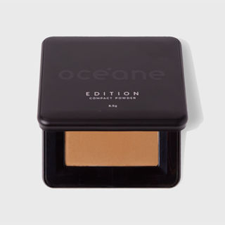 Pó Compacto Escuro - Compact Powder Dark Honey Océane Edition 8,5g em Oferta na Shopee