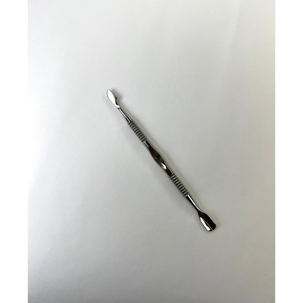 ESPATULA DE METAL PARA CUTICULA DUPLA