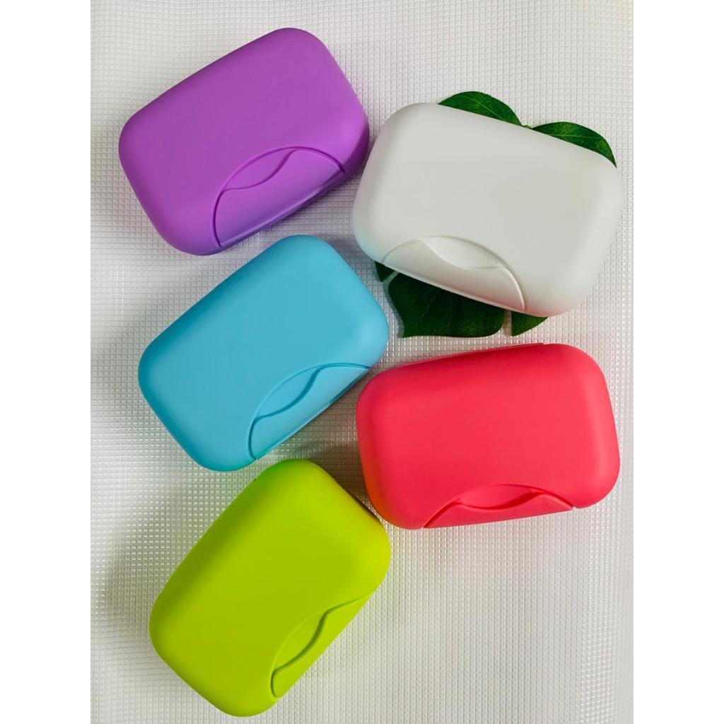 Saboneteira com Tampa Portátil Plástica com Trava - Ideal para Viagem e Bolsa