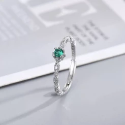 Anel Feminino Zircônia Verde Luxo Delicado Banhado a Ouro ou Prata 925 Ajustável