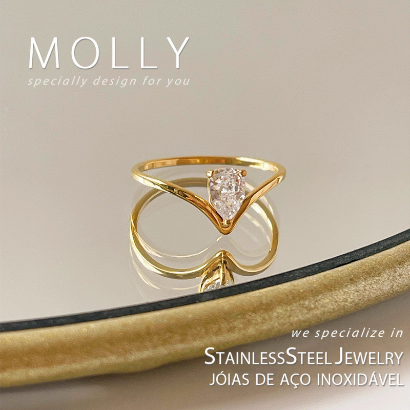 Anel Diamantado De Zircônia Em V De Aço Inoxidável Para Mulheres Não Tarnish Ouro Hipoalergênico Minimalista De Moda Jóias em Oferta na Shopee