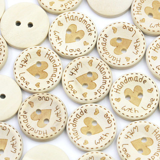 20mm Padrão Em Forma De Coração Botão De Madeira Circular Cor Natural Tecido Acessórios De Roupas DIY