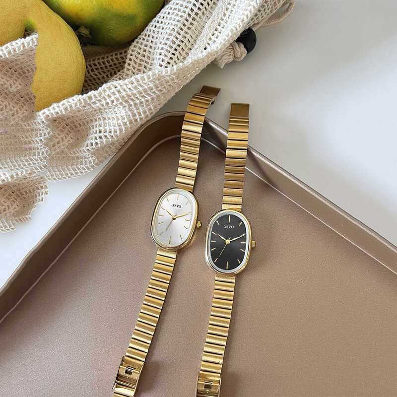 Retro simples temperamento Oval único Dial banda de aço ponteiro relógio feminino versão coreana High-End sentir