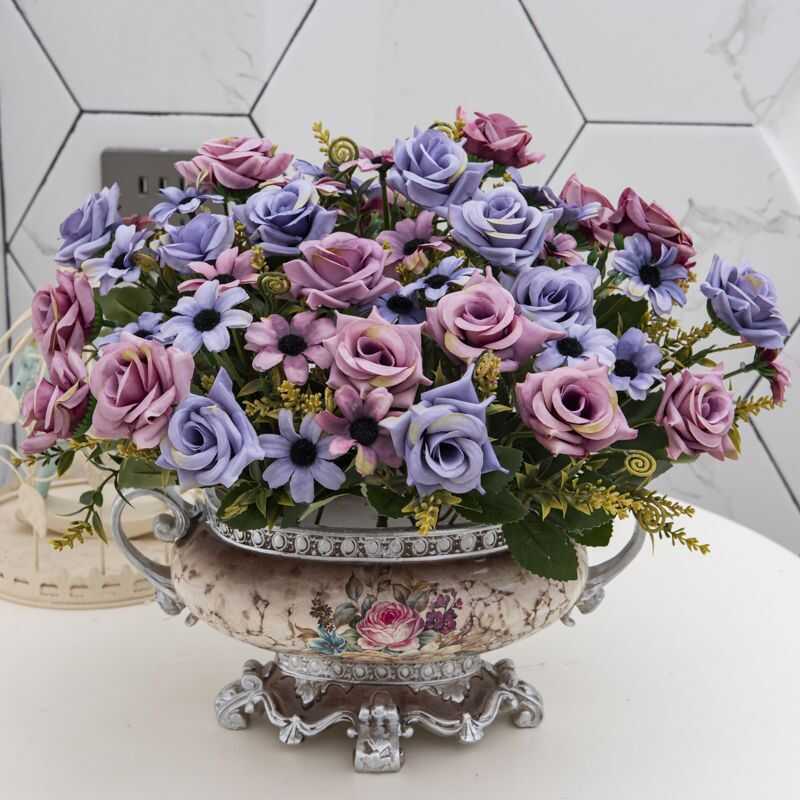 Decoração de sala de estar Simulação de plástico de estilo europeu Decoração Floral Decoração interna Buquê seco Vaso de