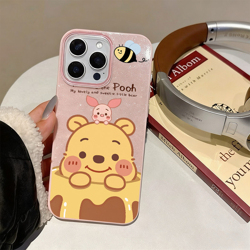 Capa De Doces Para Samsung A17 A07 A26 A06 A16 A54 A05 A15 A14 A13 A12 A32 A34 A52 A55 A54 Abelha Pooh BBC