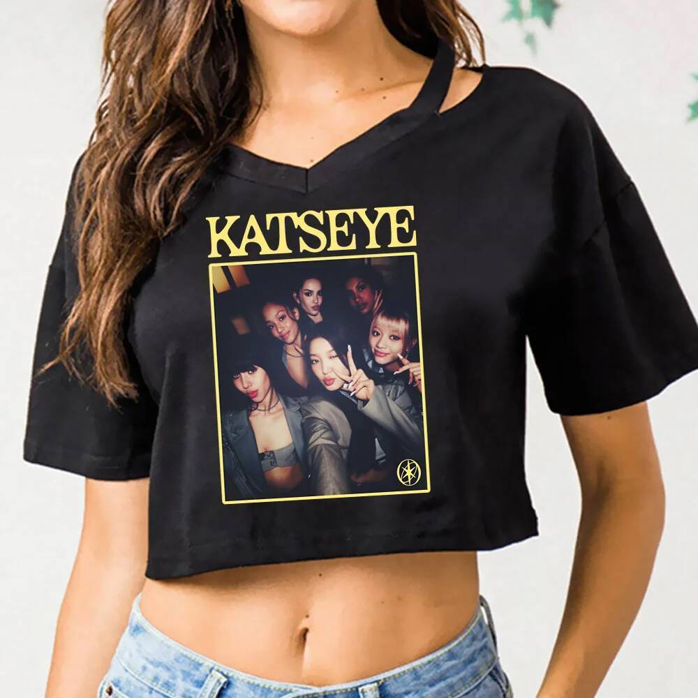 Katseye top cropped Feminino anime Jojofuku kawaii streetwear meme Camiseta Liquidação Vendas Verão Barato grunge