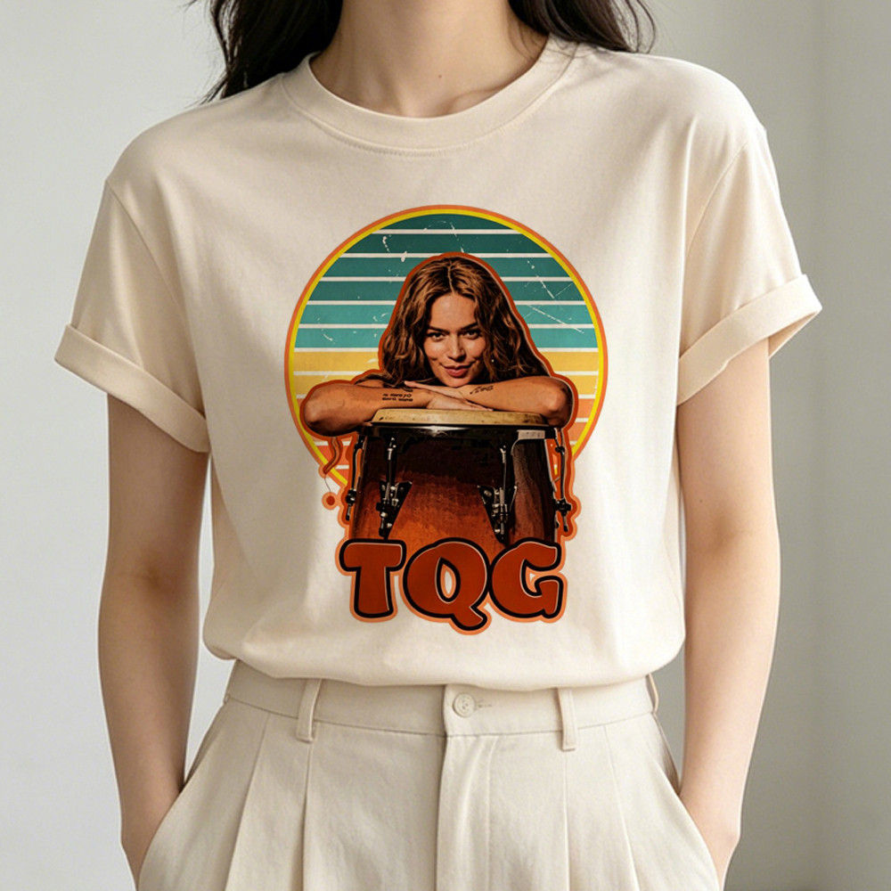 Camiseta Karol g shoujo meme dollette Estética y2k Mangá Cena