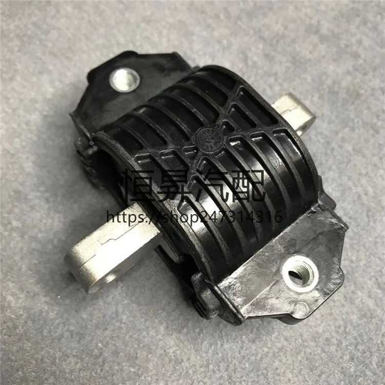Adequado para BMW série 5 F18 520 523 525 530 528 535 motor pé suporte de borracha onda caixa esteira