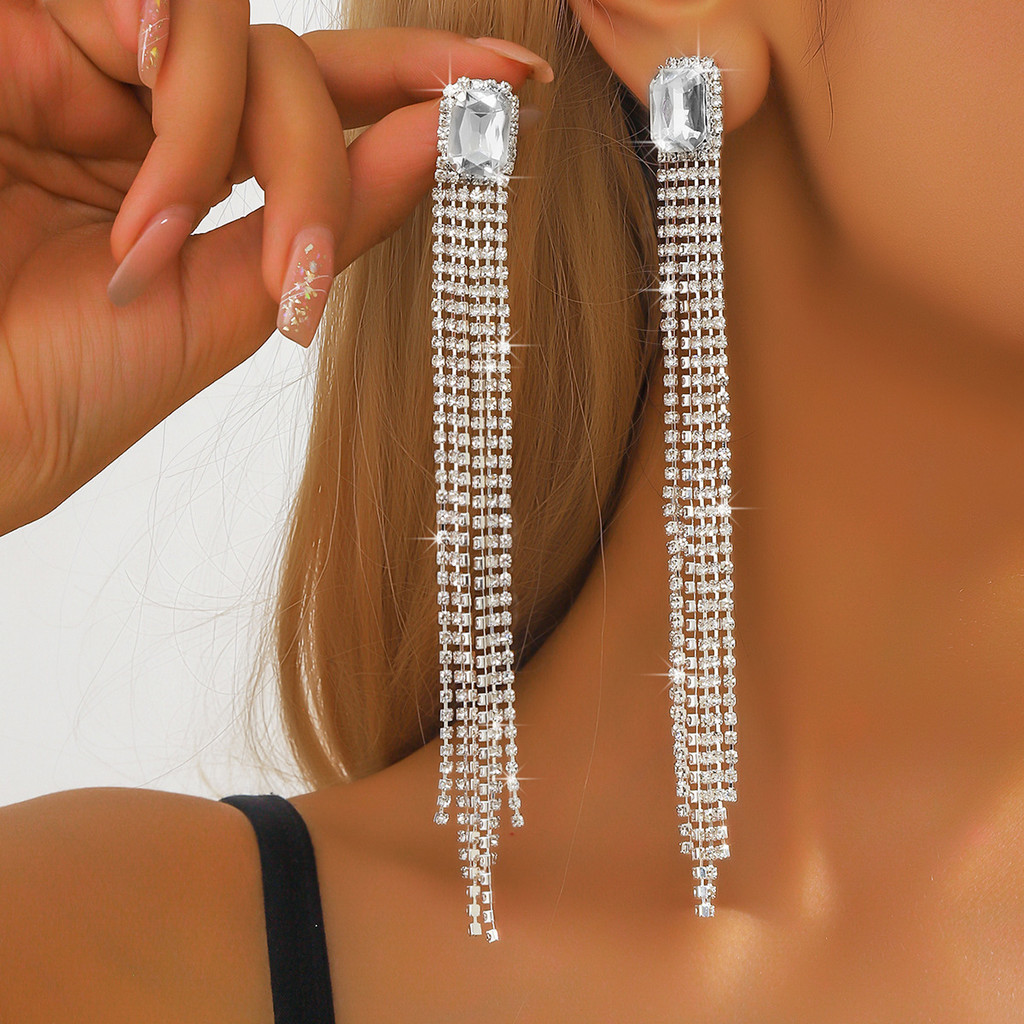 Brincos de borla longa cravejados de diamantes moda Super piscando temperamento brincos nicho luz luxo All-Match brincos