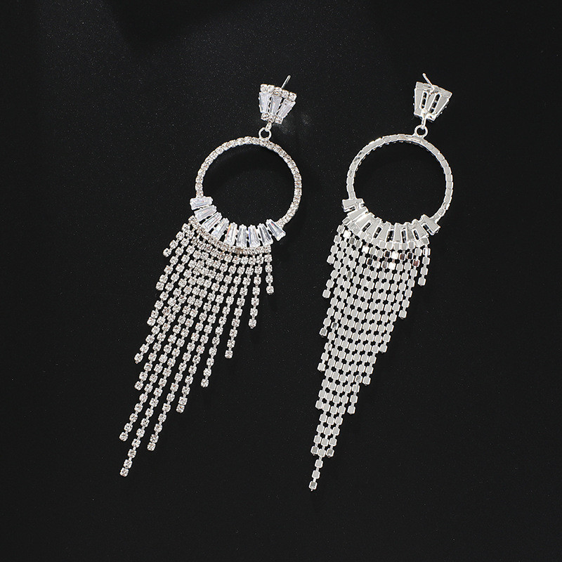 R RUBY * Zircon Plus Brincos de strass Corrente de garra Brincos de diamante completos Brincos de borla exagerados Brinc