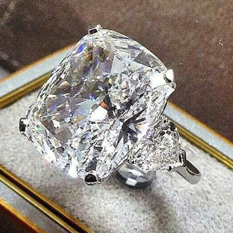 Viviane Europeu Americano Quadrado Latão Feminino Anel de Diamante Anel de Casamento Piscando Anel de Zircão de Diamante