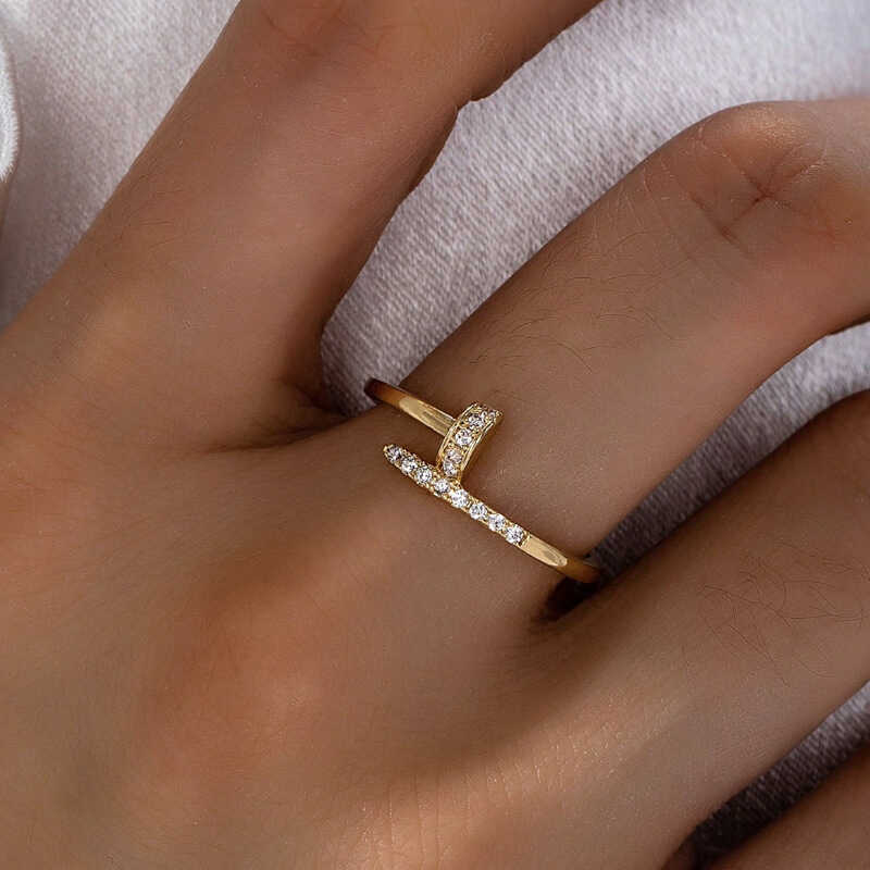 Anel de unha aberto feminino nicho High-End luz luxo anel de diamante completo único estilo legal anel presente dar