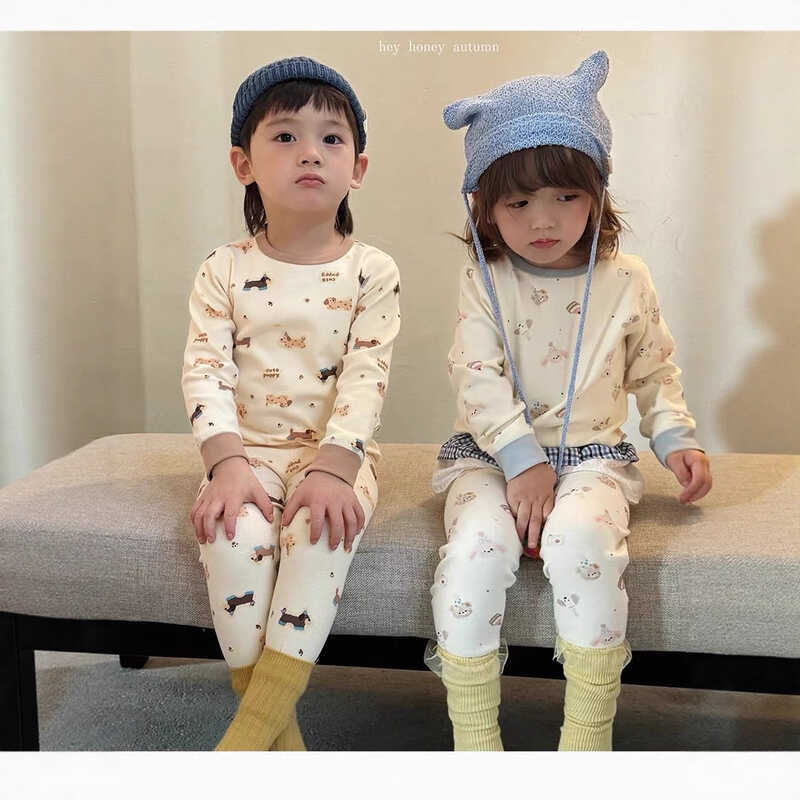Imagem Grande rolo pequeno HeyHoney24 outono inverno infantil confortável algodão Loungewear terno de duas peças pijamas escova