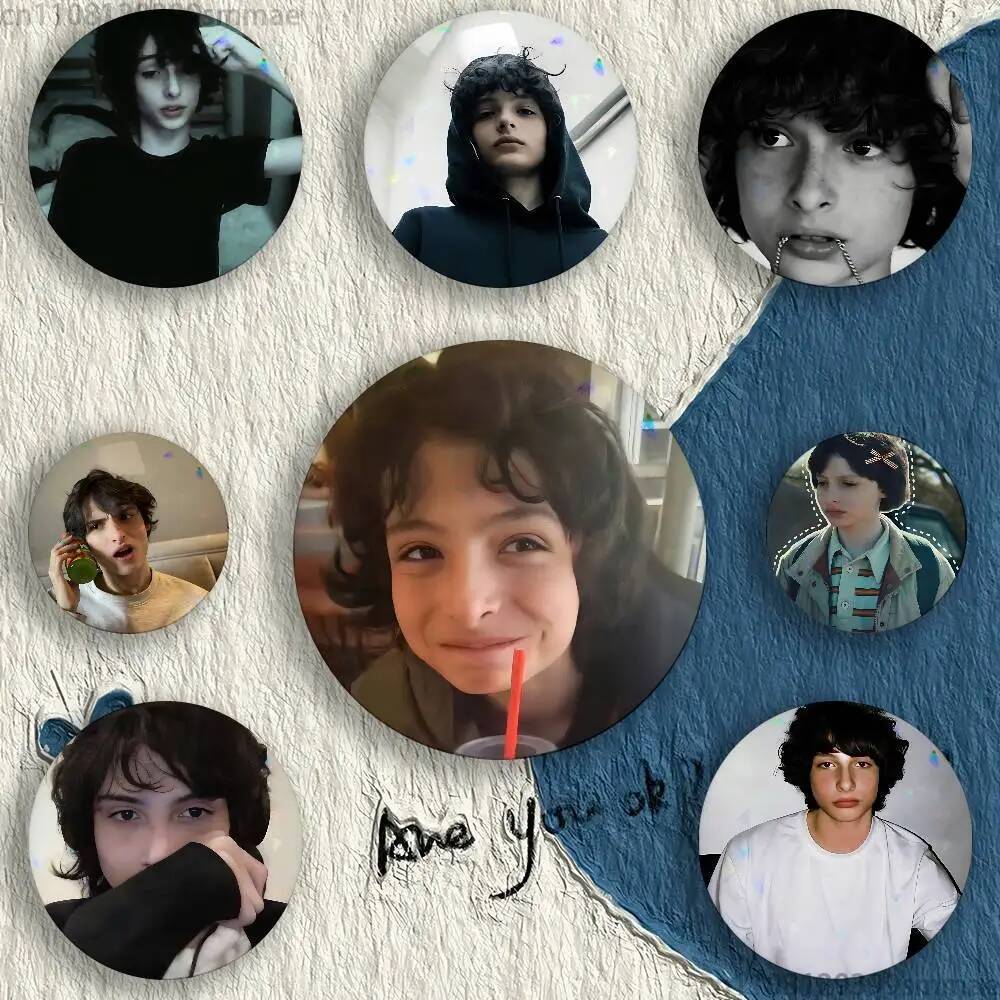 Finn Wolfhard Stranger Pins 58mm Bonito Desenho Animado Crachá Broches Feitos À Mão Para Mochila Acessórios Joias Presen