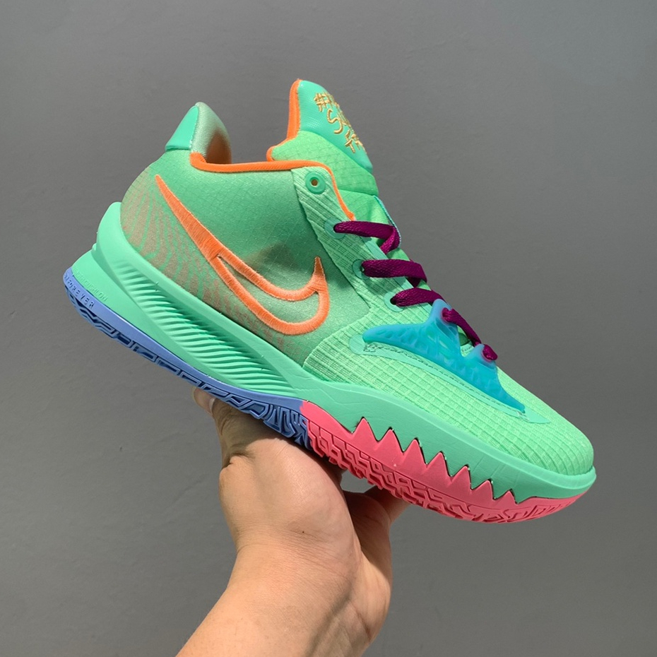 Kyrie 4a online