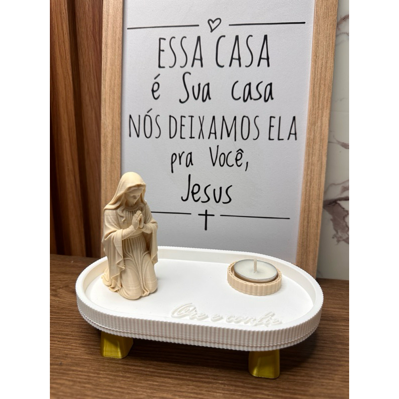 Kit Decorativo Cristão em Impressão 3D com Nossa Senhora e Porta-Vela | Decoração Religiosa para Mesa, Sala e Altar