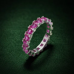 Anel Russo Prata 925 com Zircônias Rosa Pink Feminino e Elegante