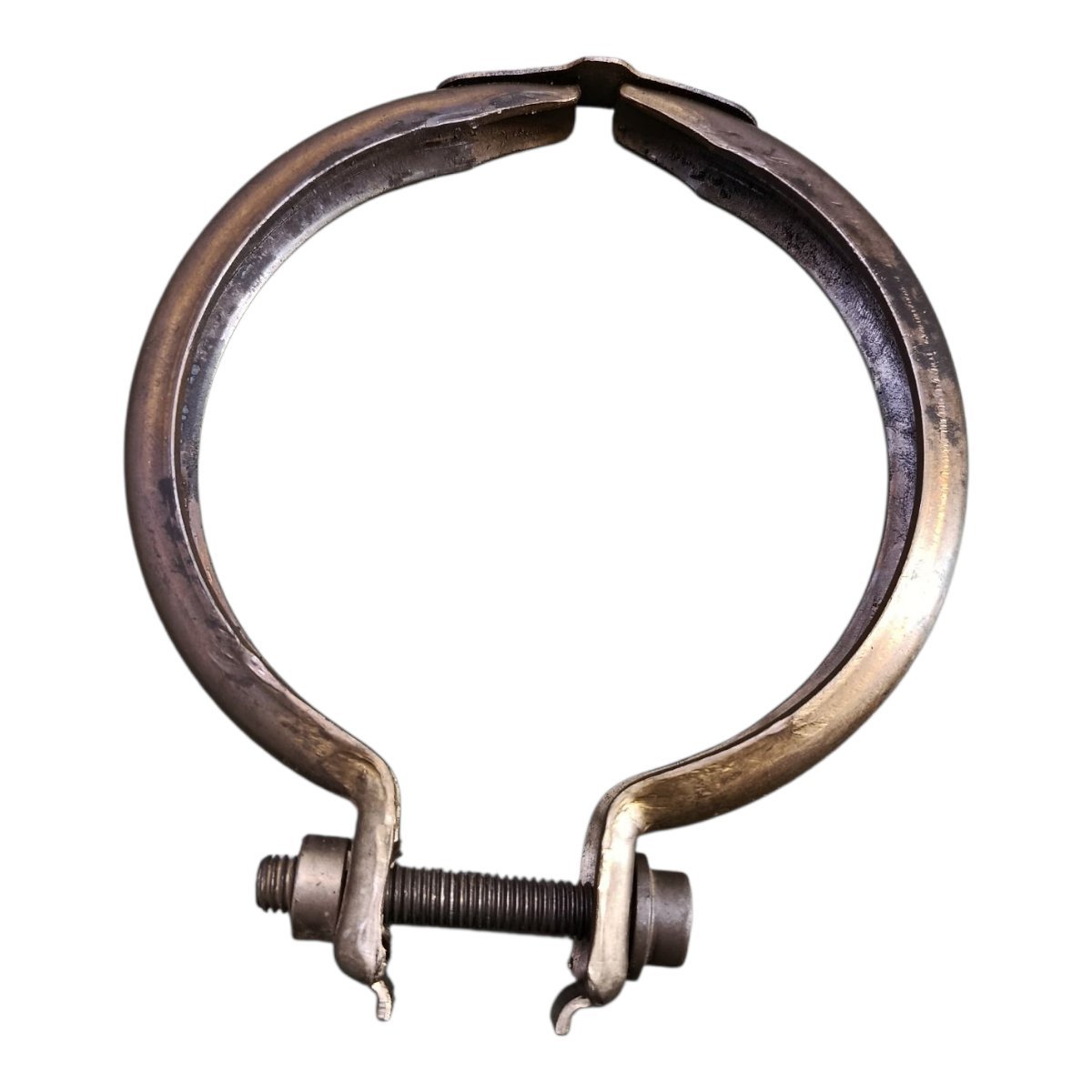 Abraçadeira fixação turbina catalisador Jetta 2.0 TSI 211 16