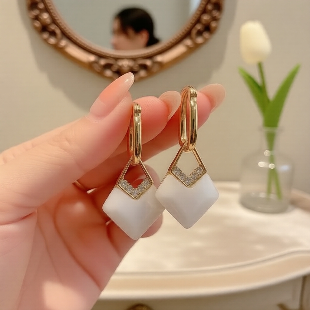 Brincos Elegantes de Mola para Mulheres: Geométricos de Zircônia Cristal & Opala Gota, Prontos para Presente