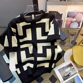 Manga curta masculina primavera verão estilo Hong Kong ins na moda contraste cor de malha camiseta adolescente bonito Ca em Oferta na Shopee