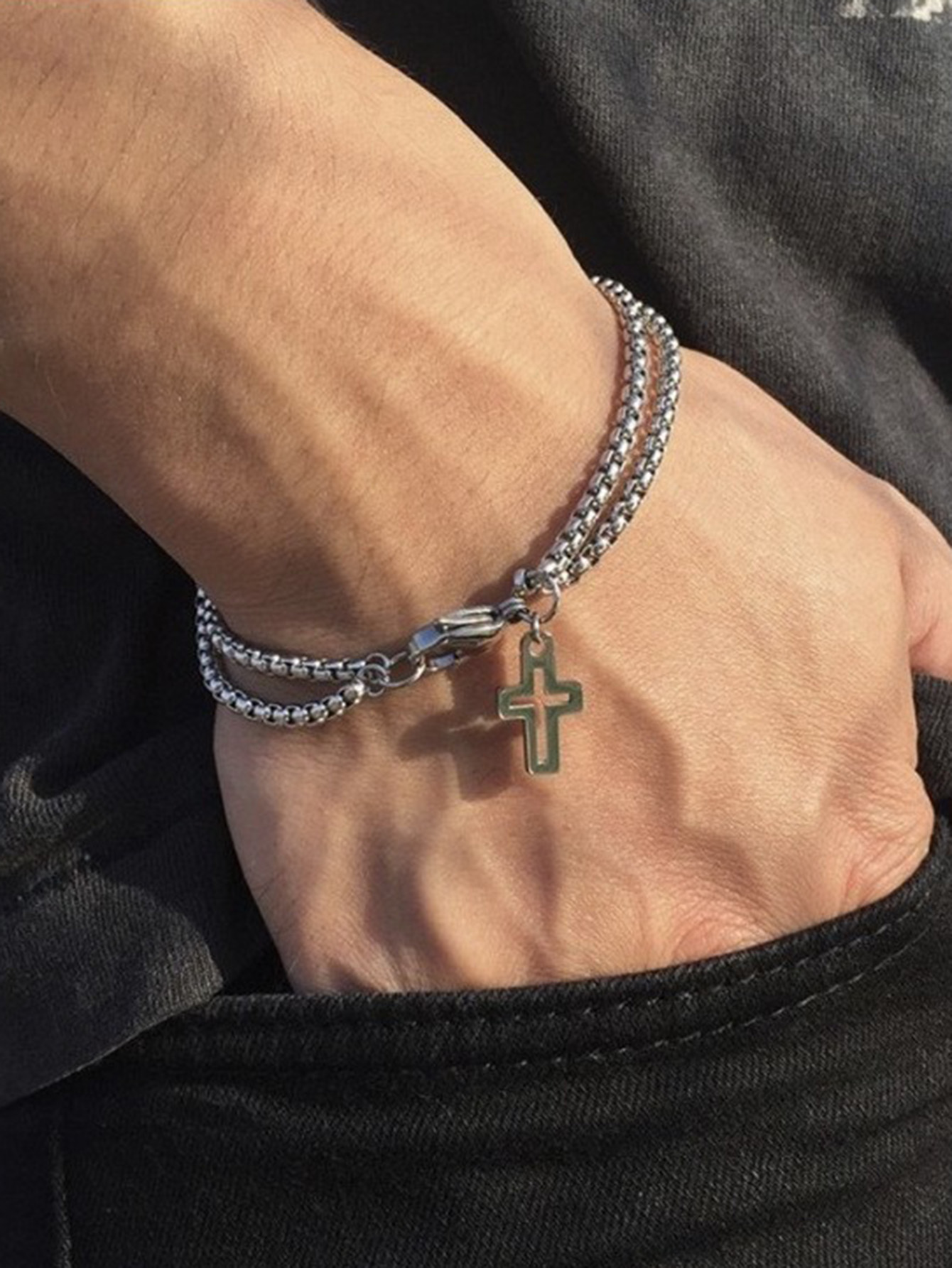 Pulseira Masculina De Corrente De Camada Dupla Em Liga Com Pingente Cruzado E Fecho De Garra