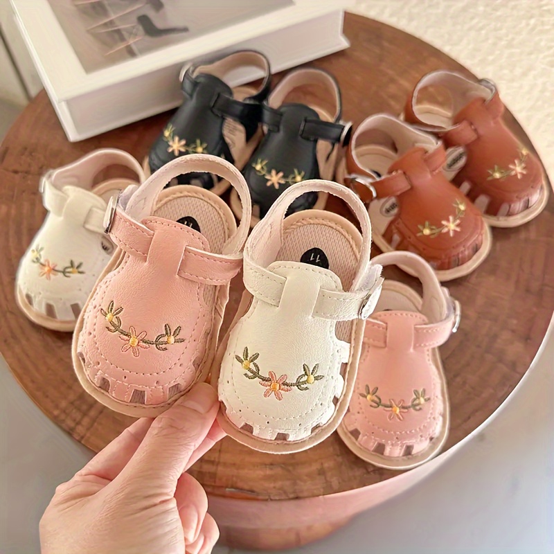 Sandálias De Verão Para Bebês De 0 A 1 Ano , Couro PU Antiderrapante , Flor Bordada , Sapatos Infantis De Praia Crianças