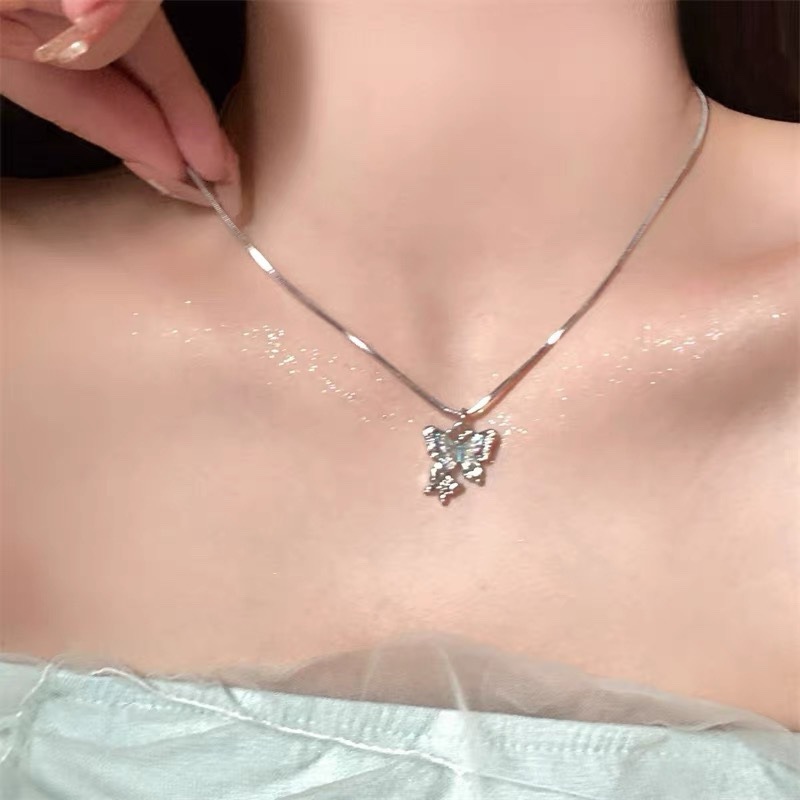 1 Peça Symphony Butterfly Zircon Colar de Ossos de Cobra Colar de Ossos de Cobra Feminino de Luxo Moda de Luxo Acessórios de Estilo Doce e Frio