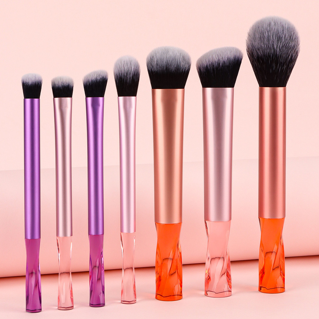 7 Conjunto de Escovas de Maquiagem Novo Estilo Crystal Handle Eyeshadow Loose Powder Brush Blush Escova em Pó Destaque Ferramentas de Maquiagem Beauty Makeup Brush Viagem Conveniente Armazenamento Presentes de Férias