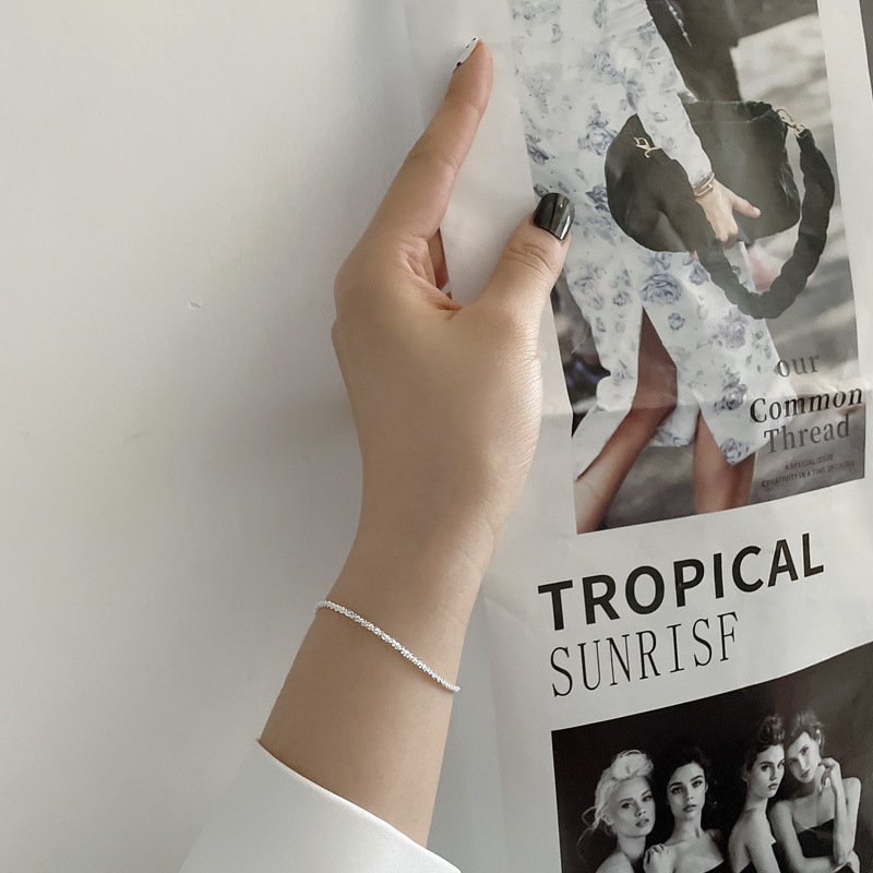 Pulseira Com Anel Liso De Prata Para Mulheres design De Nicho De Mercado E Simples Em Estilo Frio Ornamentos De Mão Cintilantes