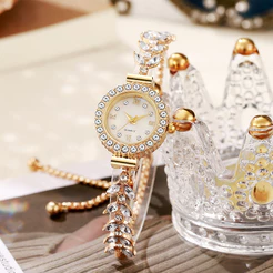 Elegante Sereia Pulseira Feminina Relógios Strass Banda De Quartzo Para Senhoras Meninas