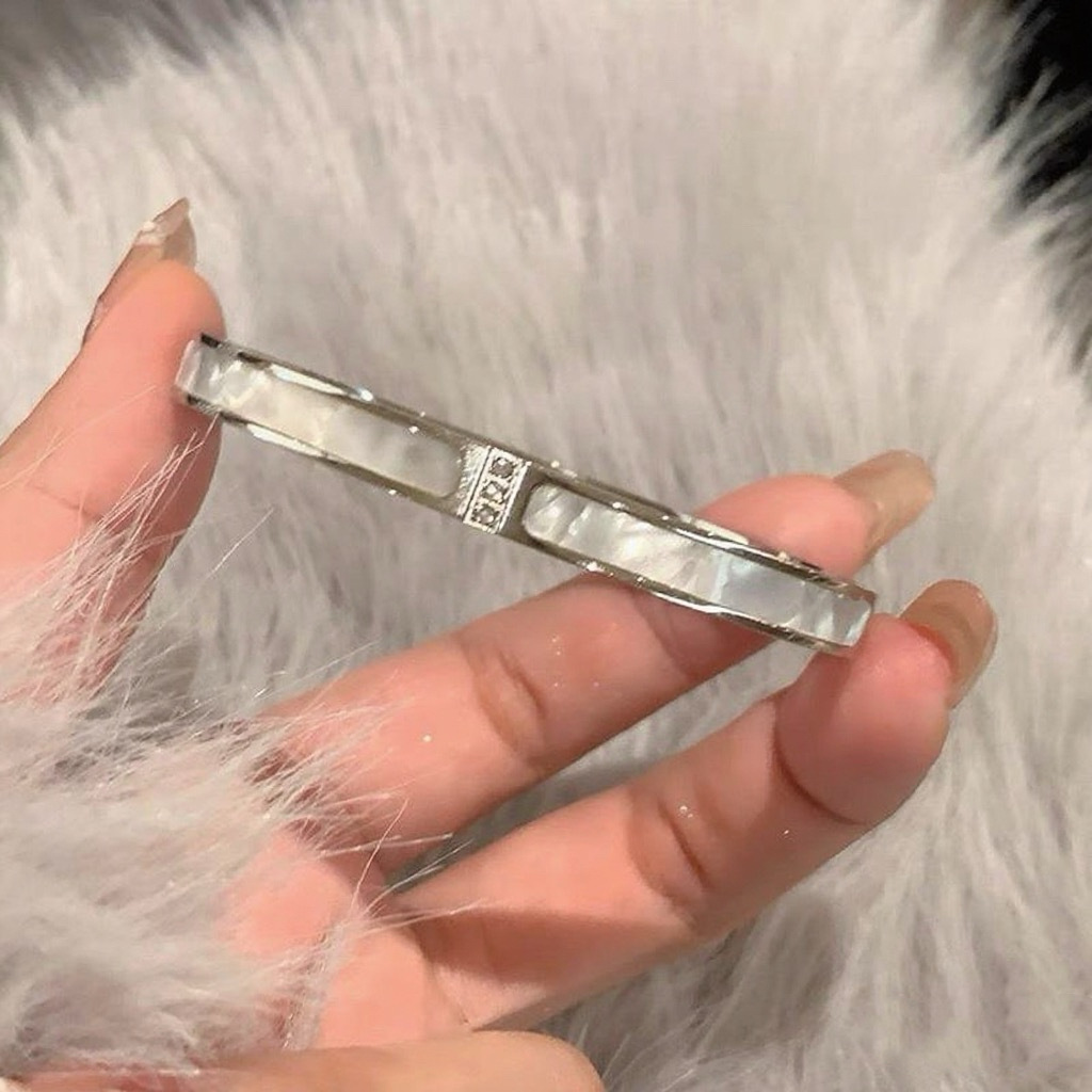 Pulseira de Aço Inoxidável com Prego - Pulseira Minimalista de Aço Titânio, Impermeável e Resistente à Ferrugem, Bangle