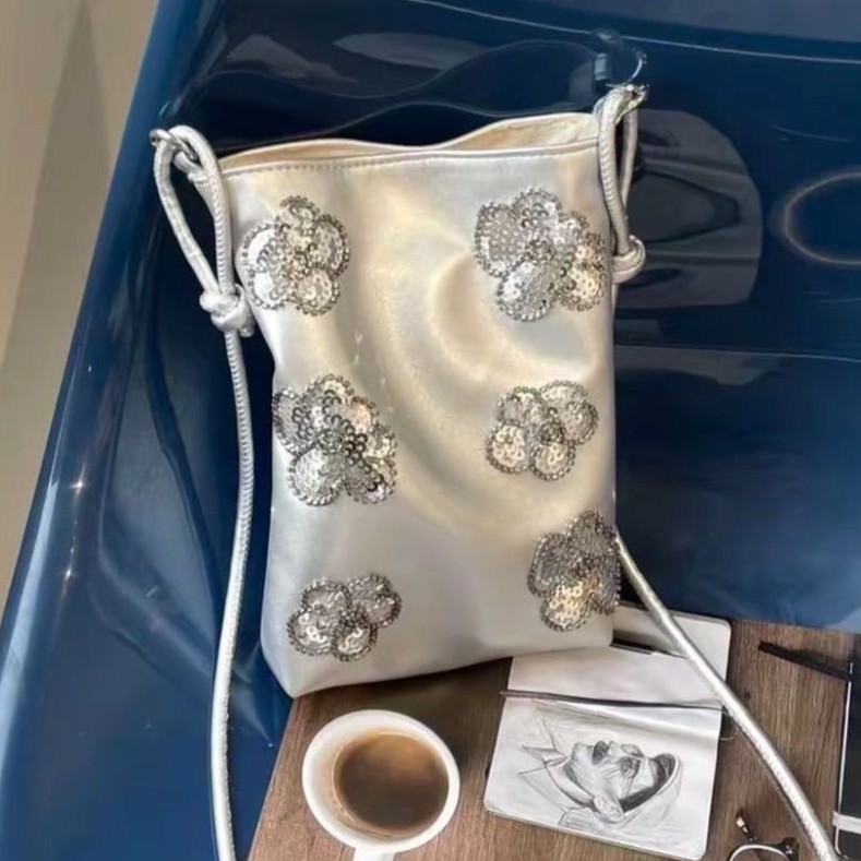 Bolsa de telefone com flores de lantejoulas estilo coreano, bolsa tiracolo pequena de jeans, mini bolsa de ombro com
