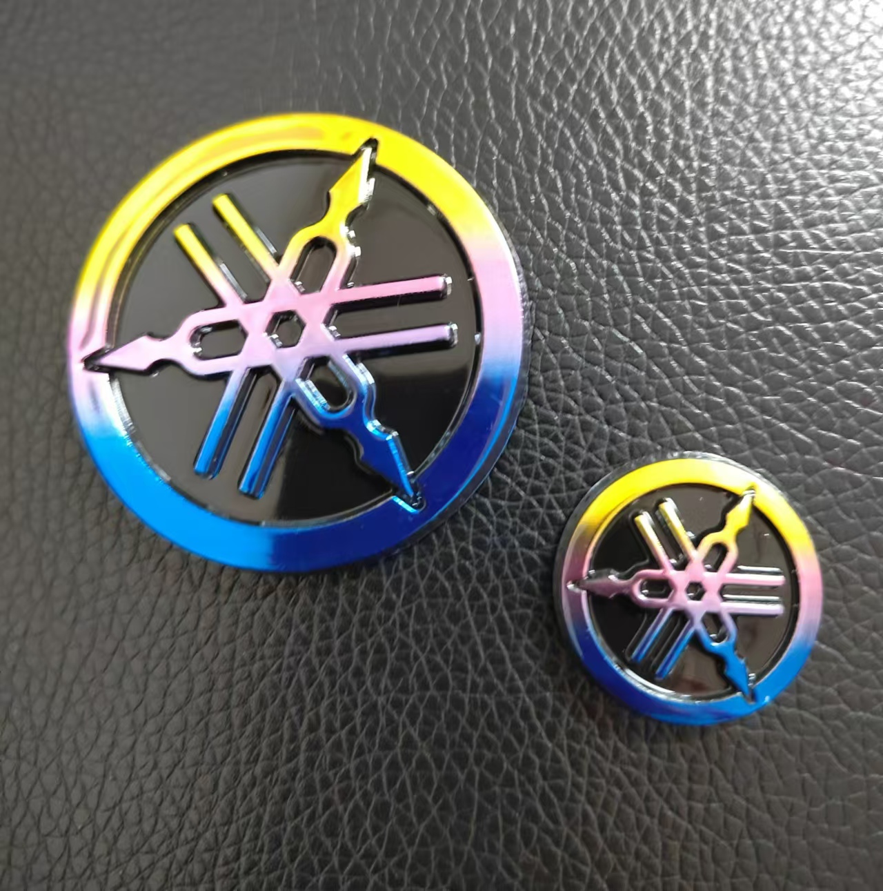 Adesivos Redondos 3d Originais Yamaha 48mm Adequados para Motos YAMAHA
