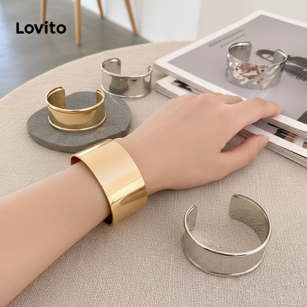 Lovito Pulseira larga lisa e elegante com pregas irregulares e superfície brilhante para mulheres LFA70009 em Oferta na Shopee