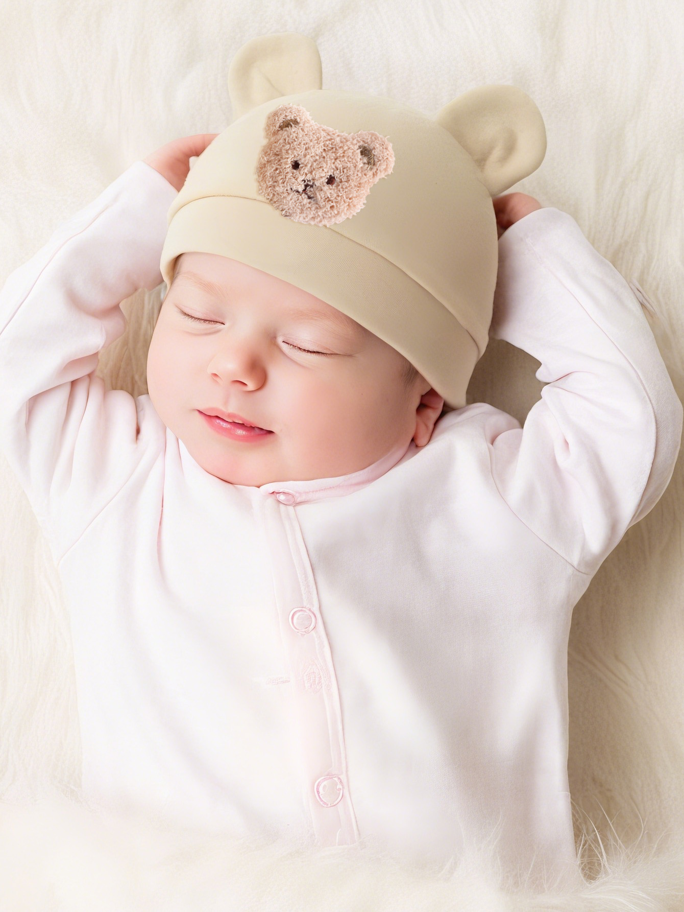 Uma linda touca de bebê urso para recém-nascidos, uma touca macia e quente para proteger a cabeça, adequada para uso