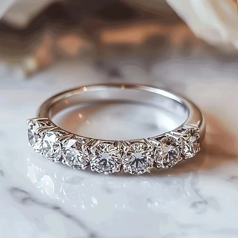 Anel estilo Ins, anel cravejado de diamantes, anel com incrustação de diamantes, acessório simples e moderno