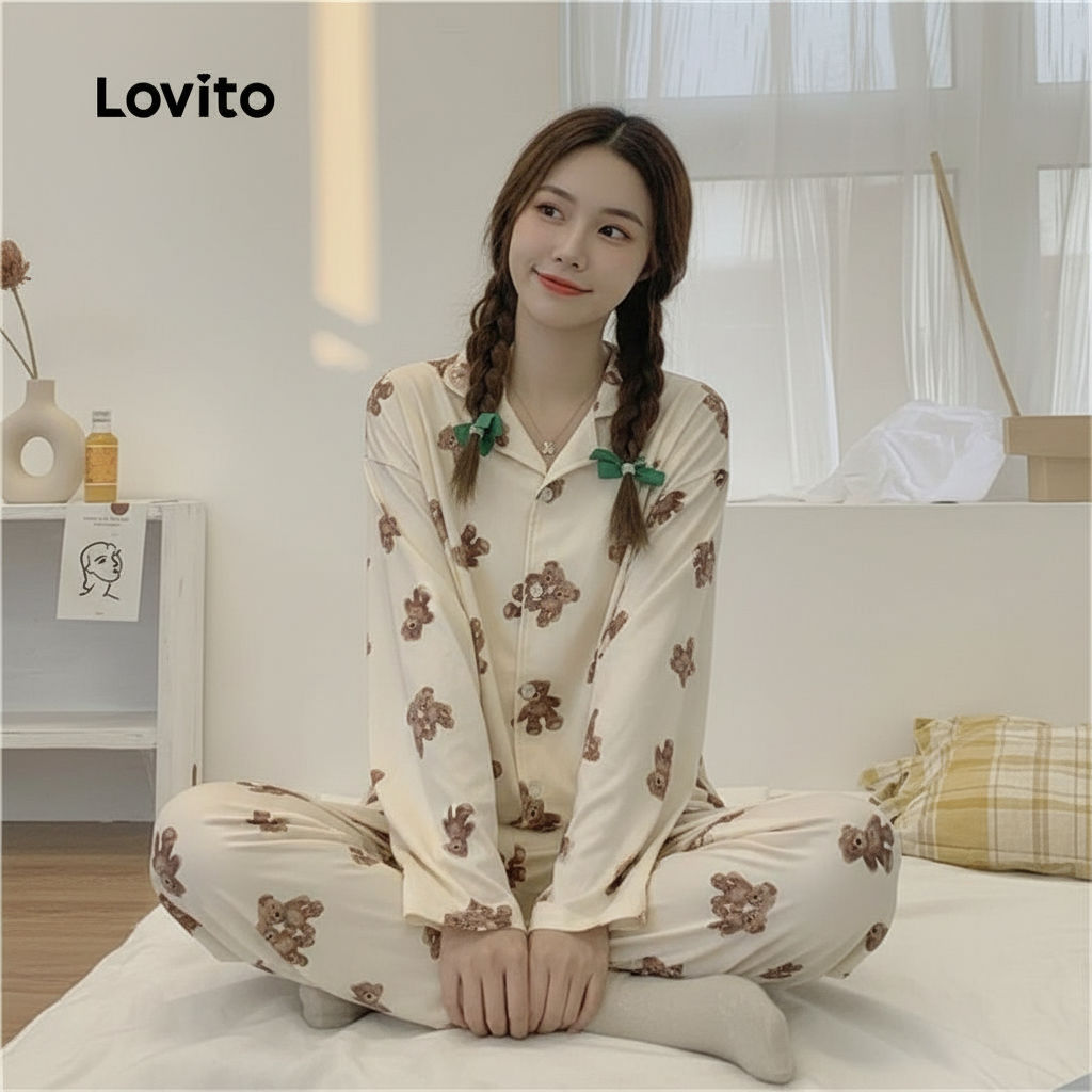 Lovito Kit Pijama Duas Peças Urso Da Sorte Desenho Cor Creme Roupa De Casa Larga Feminina LNE130002