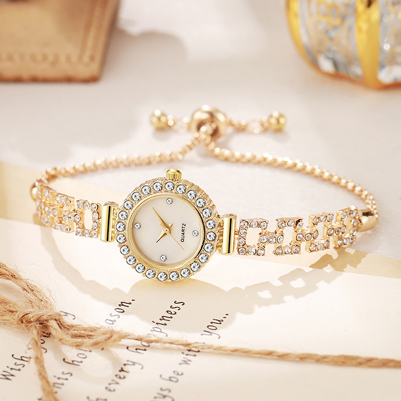 Primavera Diamante Quartzo Femininos Pull-Out Pulseira Relógio Estilo Coreano Presente Elegante