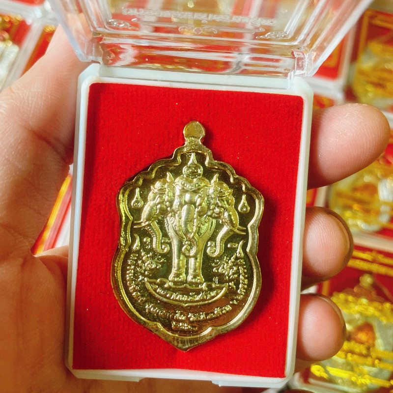 รูปสินค้า หลวงพ่อพัฒน์ เหรียญลงยา วัดห้วยด้วน เสมาช้างสามเศียร