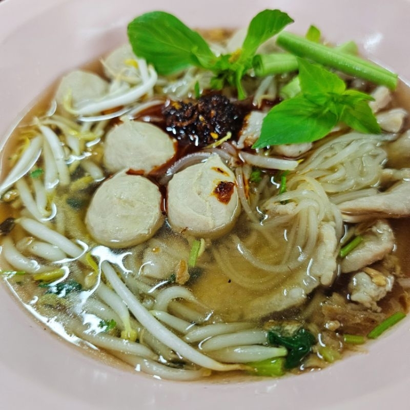 รูปสินค้า ก๋วยจั๊บอุบลแท้ พร้อมทาน 6 ห่อ + ก๋วยเตี๋ยวเรือรสเด็ด 6 ห่อ